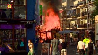 Felle brand legt eettent in de as op Tilburgse Kermis [upl. by Magena523]