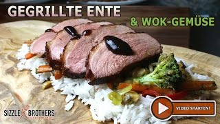 Gegrillte Entenbrust amp Wok Gemüse  SizzleBrothers  WOK  und Grillrezept [upl. by Nij]