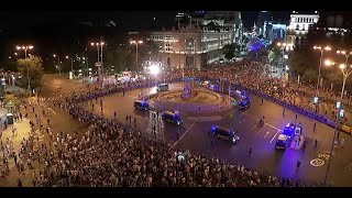 DIRECTO La afición del Real Madrid celebra la conquista de la Champions en la Plaza de Cibeles [upl. by Llevra]