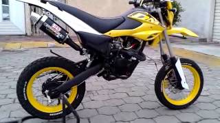 Italika DM 150 Monoshock o Suspensiones Modificadas Yoshimura RS3 Exhaust Gascon [upl. by Cristiano]