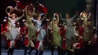 Gounod Faust  Choir quotVin ou biérequot [upl. by Liemaj]