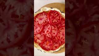 Tarte à la tomate et à loignon [upl. by Annais]