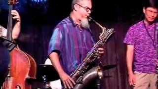 Erik Lawrence Baritone Sax solo  quotNows The Timequot Charlie Parker live played backwards [upl. by Nirat865]