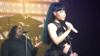 Nicki Minaj  Marilyn Monroe  Live ZENITH DE PARIS PINK PRINT TOUR [upl. by Josselyn636]