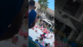 Foam party en el hotel Emotions By Hodelpa playa Dorada Puerto Plata republicadominicana rd [upl. by Luke]