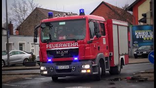 Großeinsatz Brennt Doppelhaushälfte Einsatzfahrten Berufs und Freiwillige Feuerwehren Salzgitter [upl. by Martynne840]