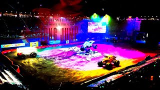 Hot Wheels Monster Trucks Live™ Glow Party™ long jump challenge [upl. by Nnairahs]