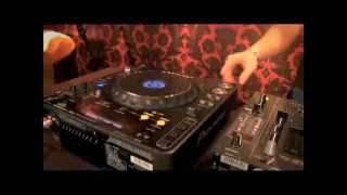 Djing Lesson  How To DJ Properly  Pioneer CDJ 1000 Tutorial [upl. by Anayi822]