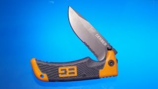 Gerber Bear Grylls Scout  Survival Knife [upl. by Culosio418]