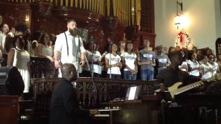 Le plus beau minuit chrétien Alex Babin avec Montreal Gospel Choir et Jireh [upl. by Hartzel]