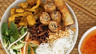 Bo Bun with Chicken amp Crispy Spring Roll  Morgane Recipes [upl. by Atinrahs986]