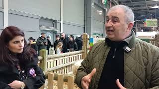 Rencontre avec un éleveur laitier lors du Salon de lagriculture 2024 [upl. by Kathlin]