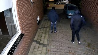 Inbrekers gefilmd in Hengelo wie zijn deze mannen [upl. by Homovec723]