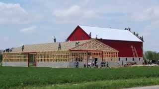 Ohio Amish Barn Raising  May 13th 2014 in 3 Minutes and 30 seconds [upl. by Ibrab]