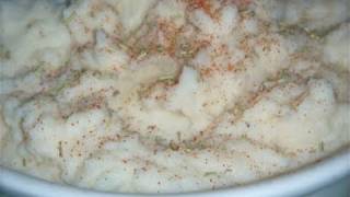 How To Make Creamy Homemade Mashed Potatoes Recipe [upl. by Reitman]