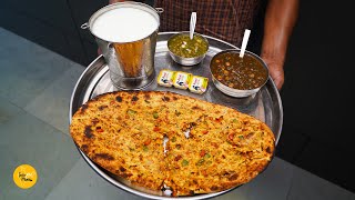 Indias Biggest 20 Inch Maharaja Kulcha With 1 Baaltee Lassi Rs 499 l Vadodara Street Food [upl. by Noellyn824]