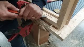 Montaggio cerniere a libro  Woodworking tips [upl. by Duleba607]