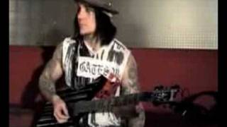 Synyster Gates Sweep Picking Lesson [upl. by Lokcin]