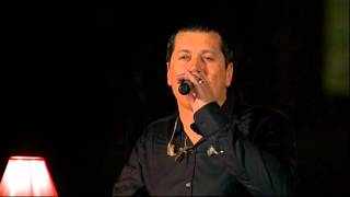 Aco Pejovic  Svirajte nocas  Live  Arena 19102013 [upl. by Emixam]