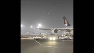 Singapore Airlines Airbus A380 Night Arrival  Delhi Airport Terminal 3 flywithjaat aviationdelhi [upl. by Lindell]