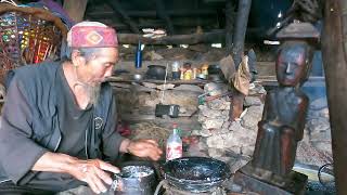 The Himalaya Nepali Cowherd milk Boiler salt feeding to cows in summer season in the Eastern Nepal [upl. by Bonnell979]