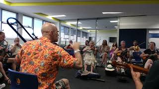 Workshop with Mal Webb at the Cygnet Folk Festival [upl. by Enajyram]