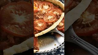 Tarte à la tomate et au thon  shorts recette cuisine tutorial [upl. by Adaynek]