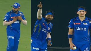 Hardik Pandya Orders Rohit Sharma To Field On The Boundary [upl. by Altis836]