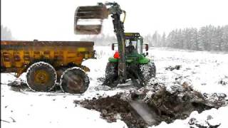 Nyodling2  Lännen 860S excavator loader loading stone [upl. by Mars]