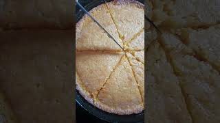 That Sunday meal Cornbread 😋 But let it cool down B4 serving 😉 [upl. by Ainadi]