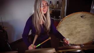 Evelyn Glennie improvisation on Drums [upl. by Leiva]