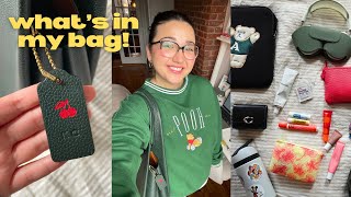 what’s in my bag 💌🎧 new york city corporate girlie edition  coach lana shoulder bag review [upl. by Einotna]