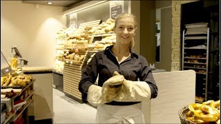 Fachverkäufer  Fachverkäuferin im Lebensmittelhandwerk – Schwerpunkt Bäckerei [upl. by Yahska]