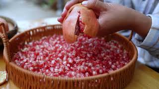 Homemade Pomegranate Wine Guizhou Authentic Style [upl. by Doti]