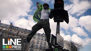 Cheminots étudiants hospitaliers dans la rue  Paris  France 13 avril 2018 [upl. by Seto]