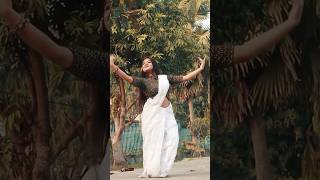 Borne Gondhe Chonde Gitite Rishi Panda Dance Cover ।Priya kundu । dance shorts [upl. by Arevle]