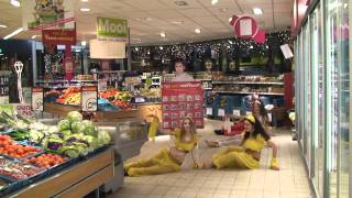 Buikdansen in de supermarkt Sheilas Buikdanscentrum [upl. by Anastasio]