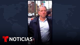 Exfuncionario del FBI enfrenta cargos por lavado de dinero Shorts  Noticias Telemundo [upl. by Oelc]