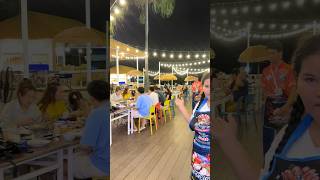 Re View madame seafoodThai Street Food [upl. by Mlawsky]