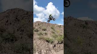 First jump on YZ65 yamaha bLUcRU [upl. by Laurentium948]