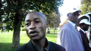 YA TSHITSHI DISPARU LE PEUPLE CRIENT AU VOLBXL LE 10092011 [upl. by Haase]