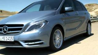 Mercedes Benz B200 CDI Driving Scenes [upl. by Jeaz458]