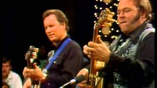 Shuckin The Corn  Roy Clark and Buck Trent 1977 [upl. by Painter762]