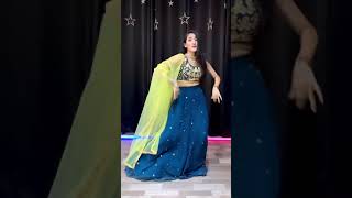 ab ke Baras hai ye sawan jaan na meri le muskan karla new insta Reels dance video 💞💛💞 [upl. by Esmeralda]