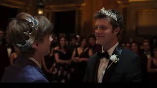 Alex and Charlies dance as prom royals  13 reasons why 4 [upl. by Jessen80]