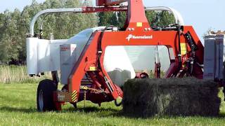 Vergauwe KampP  Graspakken wikkelen met Kverneland Pro Wrap en Claas Arion 2010 [upl. by Esirehc]