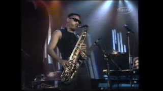 Kirk Whalum Giant Steps In Montreux 90s [upl. by Nylad]