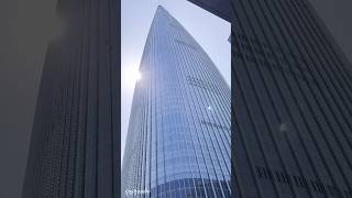 The gigantic Lotte World Tower in Seoul seoulmysoul 서울마이소울 [upl. by Amalberga]