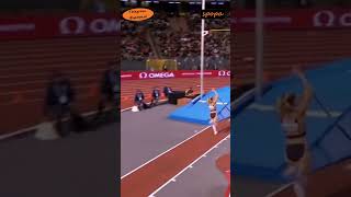 GB Molly CAUDERY 🇬🇧❤️❤️ Pole Vault — 470 spopaW shorts athletics viral [upl. by Voe455]