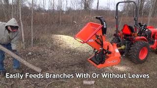 WoodMaxx TM86H 8quotx 6quot PTO wood chipper action video [upl. by Lacey]